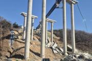 韩国一高速在建大桥垮塌已致2死！现场画面→-中石化加油卡